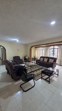 Spacious 4-Bedroom Apartment for Sale in Parklands 