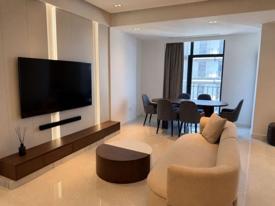 1 BR brand new apt nəar Crescent Mall 