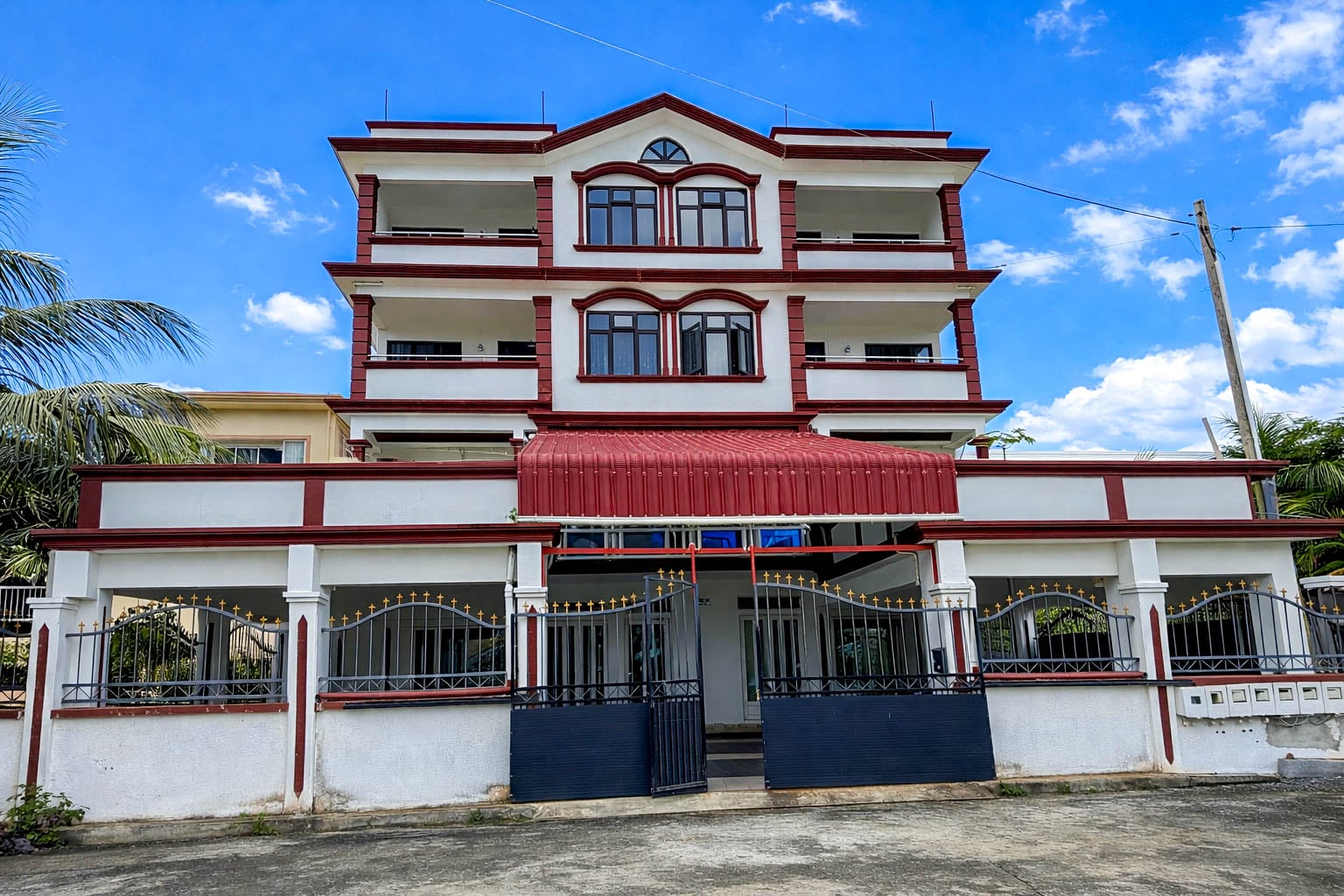 À LOUER – APPARTEMENT DE 2 CHAMBRES – TROU AUX BICHES