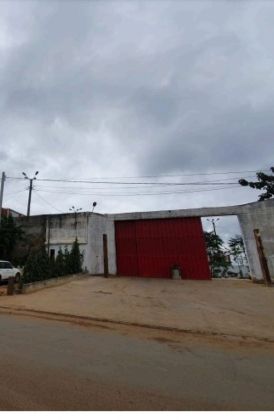 YOPOUGON Ancienne Industrielle vente entrepôt 22000m2