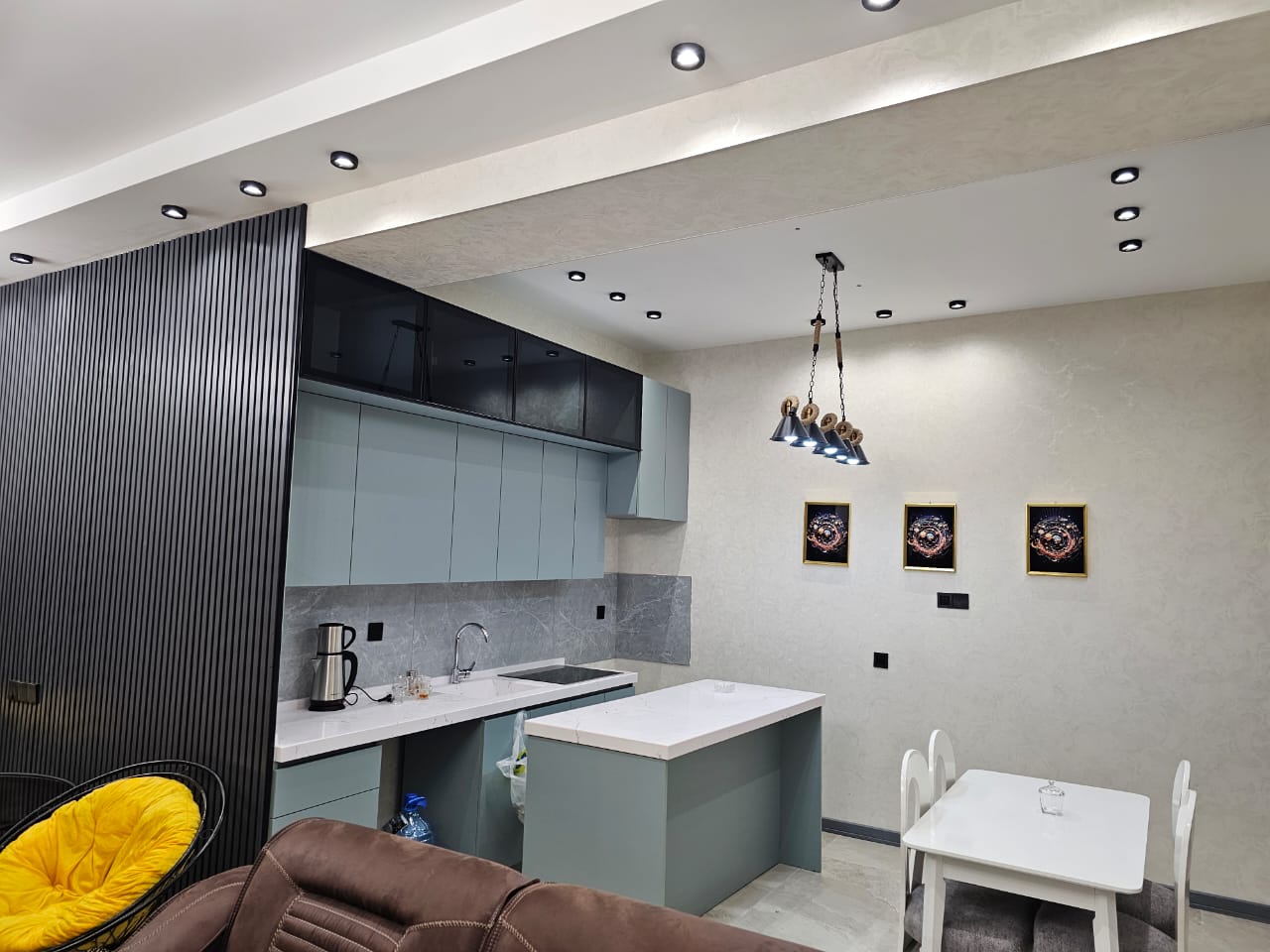 2 bədroom new apt in White City 