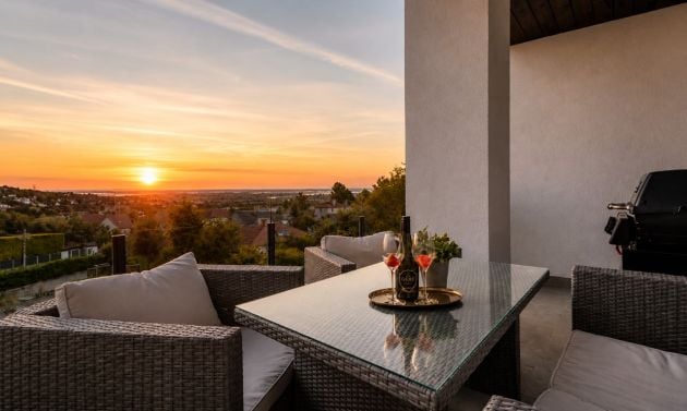 Penthouse Apartment with Unobstructed Panoramic Views in ...