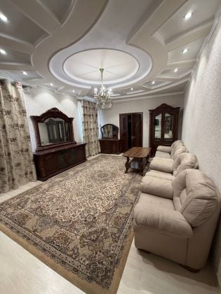 Centrally located 2 bedrooms flat of 68 sq.m. next to "Seoul" park