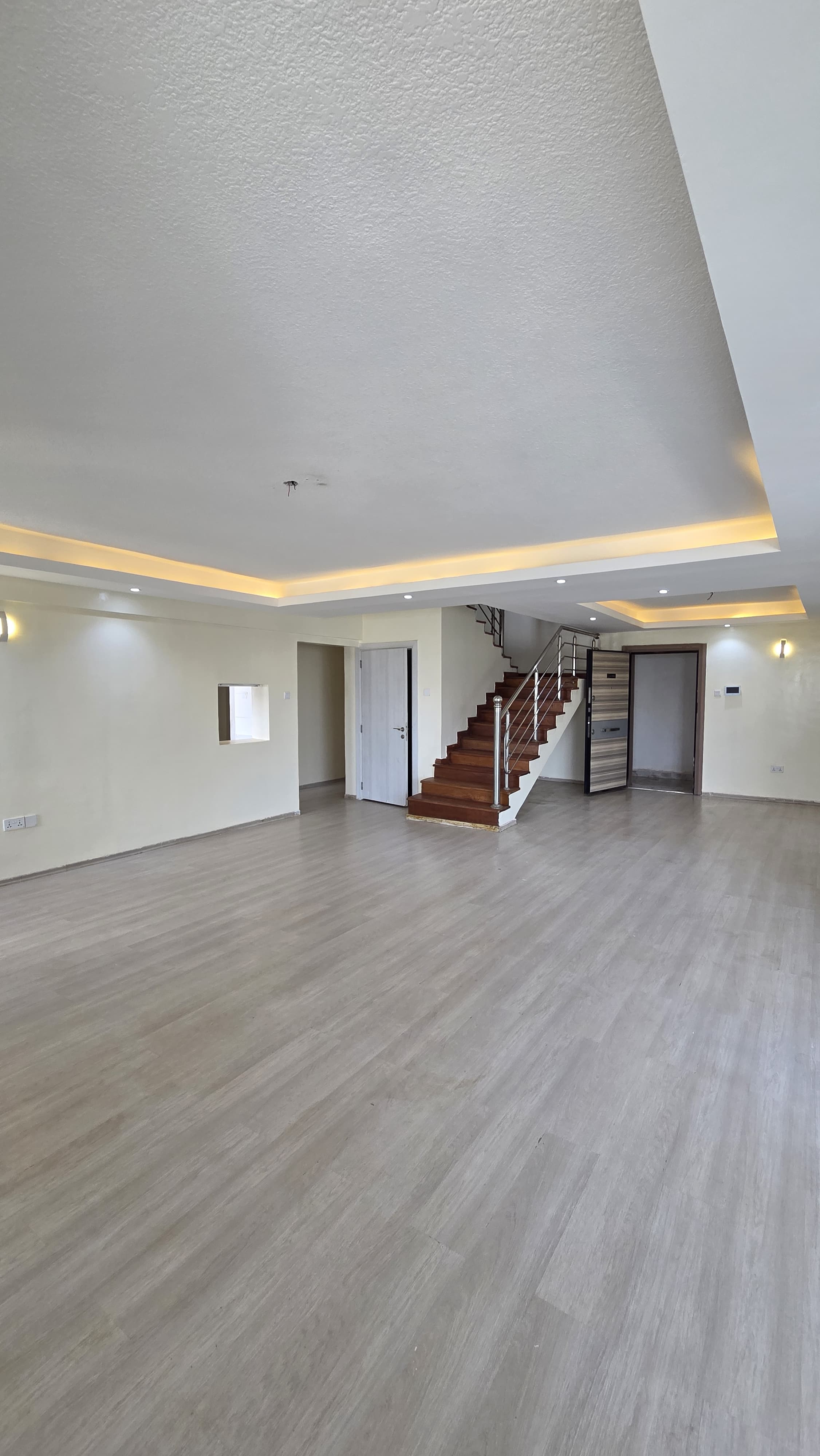 Luxury 5 Bedroom Duplex Elevated Living With Panoramic Uninterrupted City Views