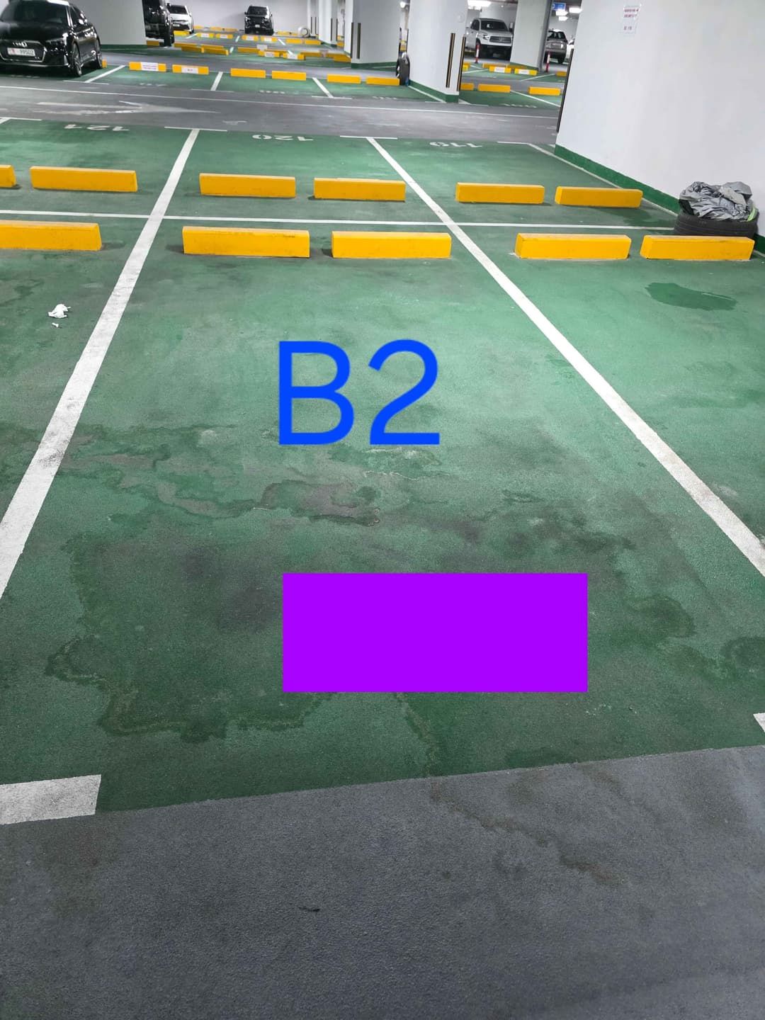 Covered Car parking in Masdar City (Oasis1)