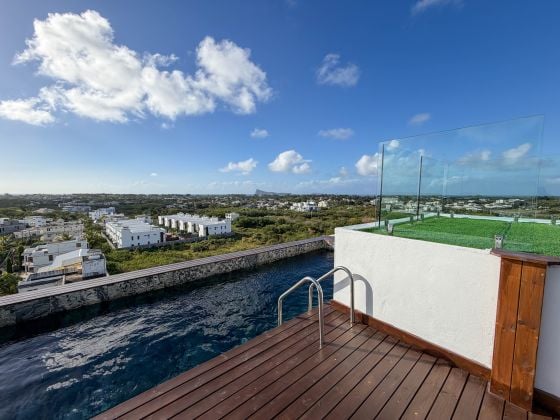 À LOUER | PENTHOUSE DE 3 CHAMBRES - AVEC PISCINE PRIVÉE SUR ...