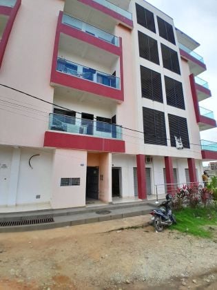 Un appartement de 03 pièces en location a Fehkessé