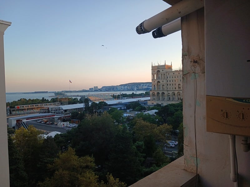 1 BDR flat near Port Baku - Azadlig square