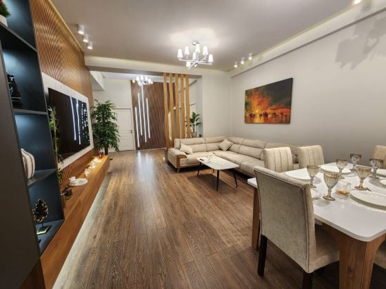 2 BR modern new apt in White City 