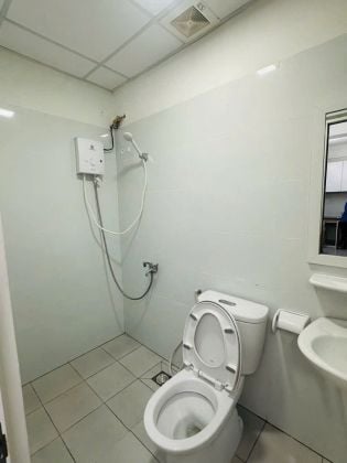 Appartamento con 2 camere da letto ai piani alti del complesso Nam Long II ...