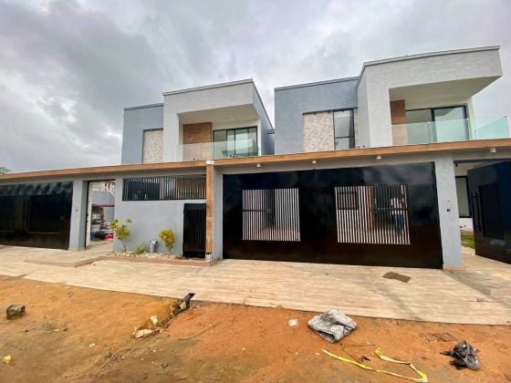 A VENDRE 2 SOMPTUEUSES VILLAS DUPLEX DE 7 PIÈCES A BINGERVILLE ...