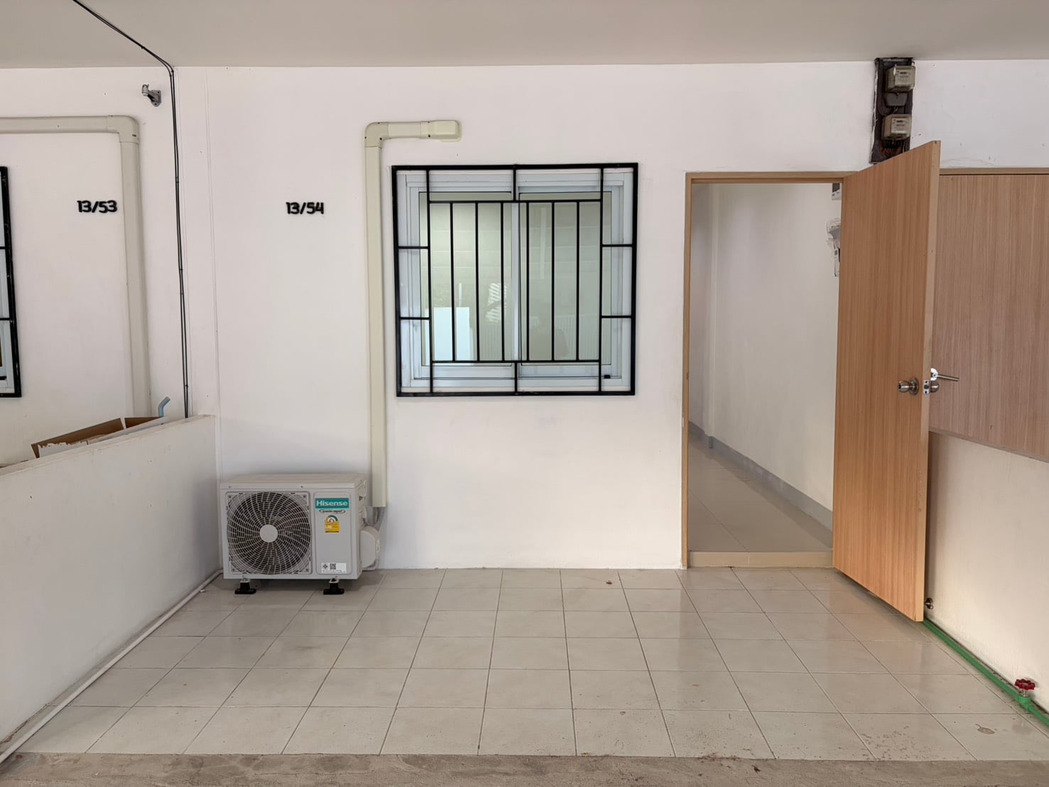 Room for rent, suitable for use as an office; near Jomtien Beach. 