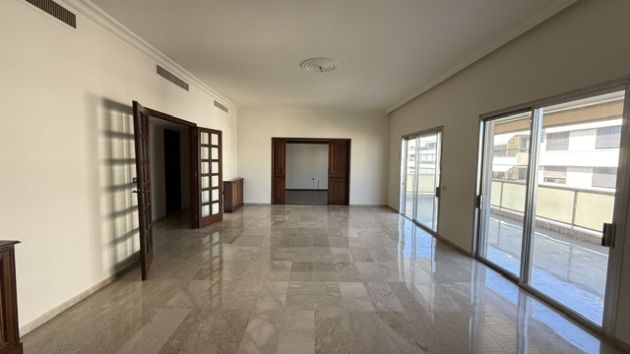 Appartement à louer à Sin El Fil Horsh Tabet 3 chambres ...