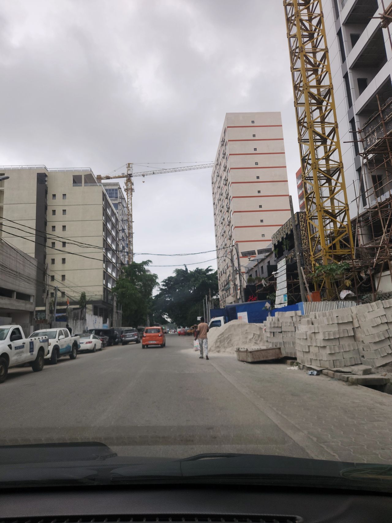 zone4 rue docteur blanchard vente 500m2 (acd)