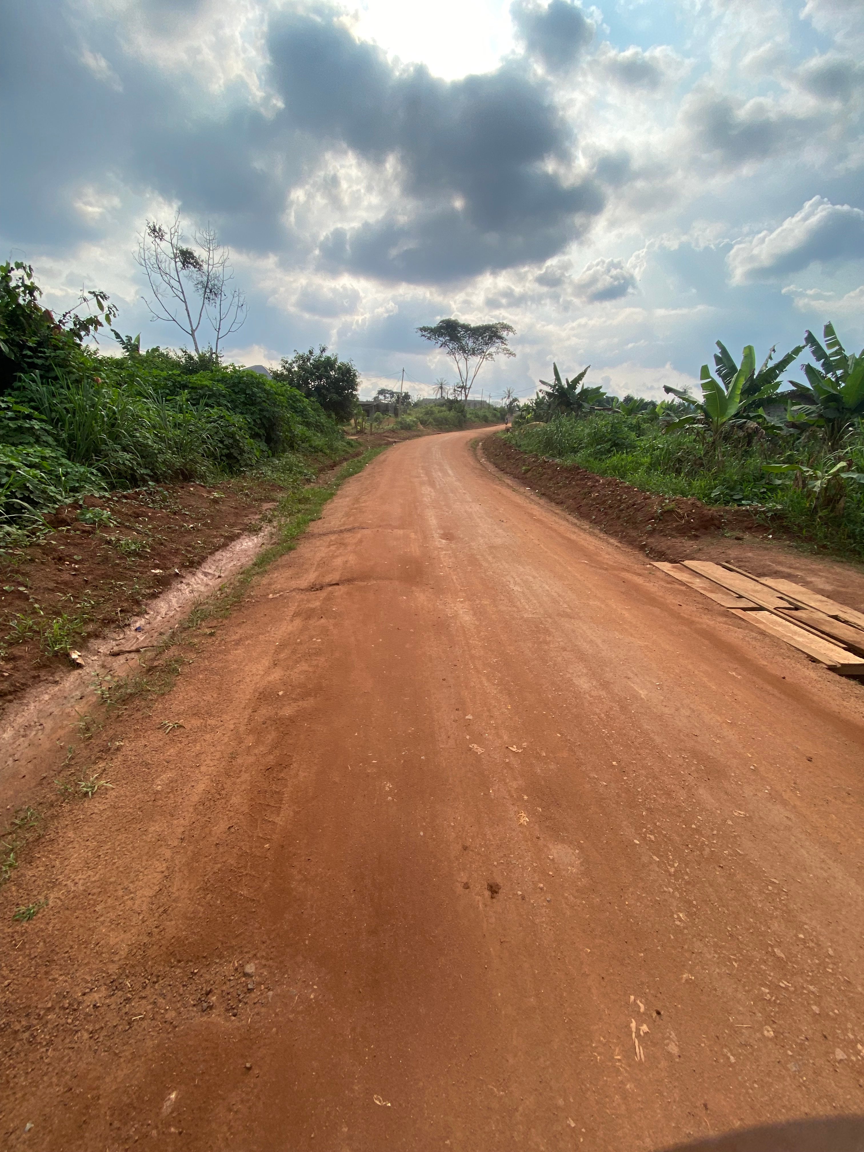 1 hectare titled at 3000 fcfa per m2 (EMIA)