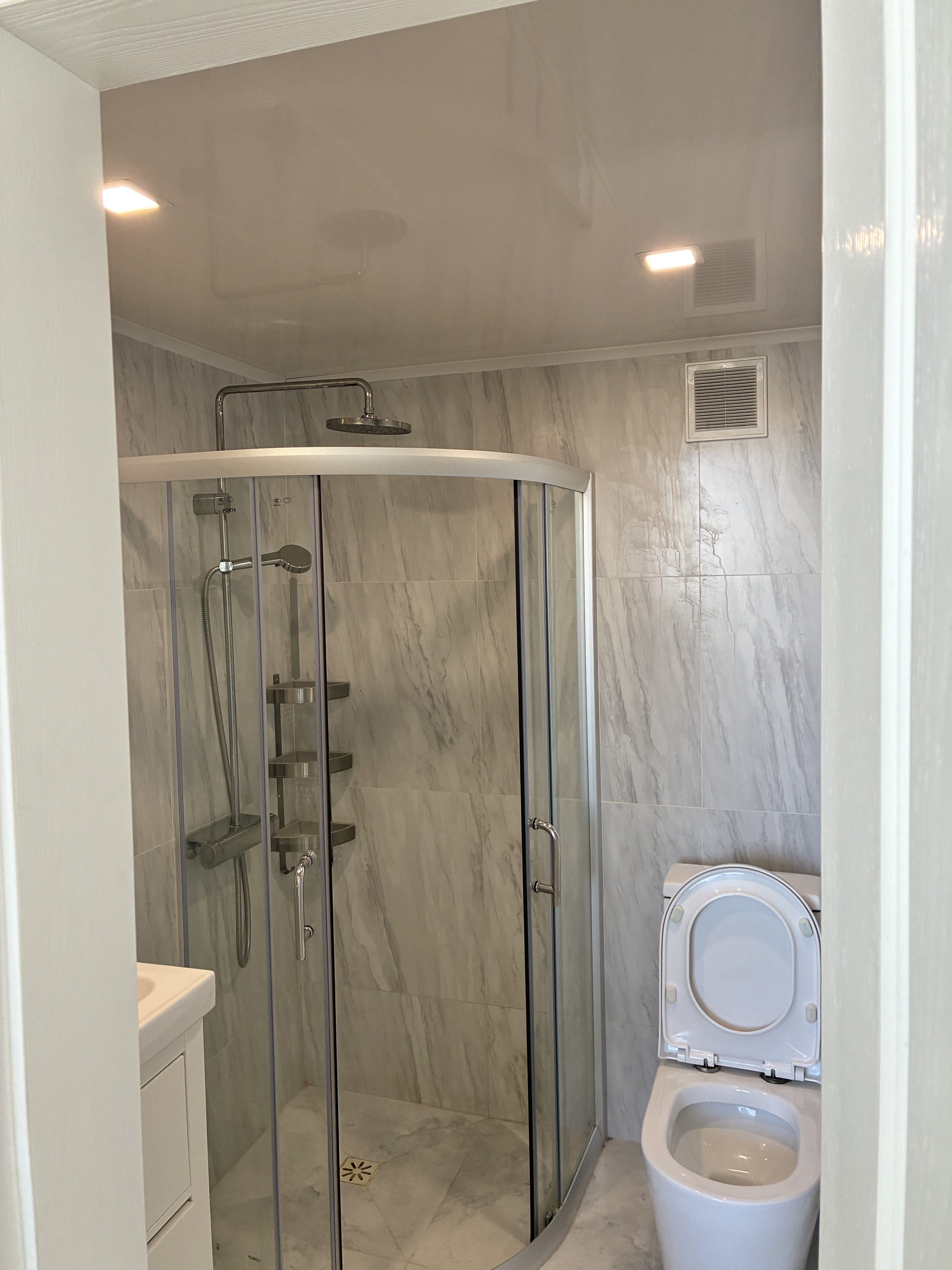 🏡 FOR RENT | Fully Furnished 4-Bedroom Apartment Near Bogd Khan Mountain