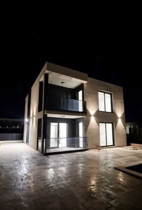 NEW 6-BEDROOM VILLA ON THE ADRIATIC COAST WITH A SWIMMING POOL