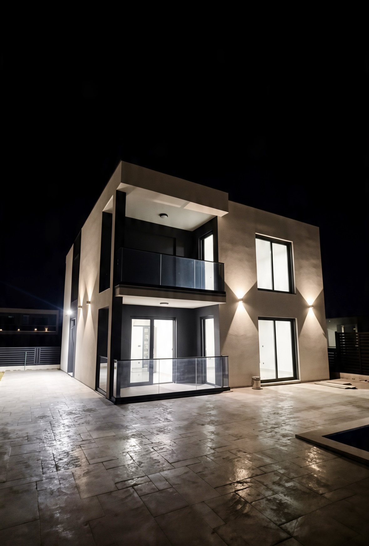 NEW 6-BEDROOM VILLA ON THE ADRIATIC COAST WITH A SWIMMING POOL