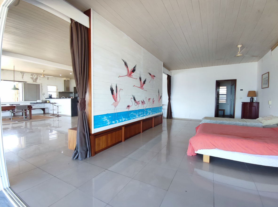 Villa contemporaine F3 en front de mer – Ambola, Tuléar, Madagascar (Réf : VM/23051)