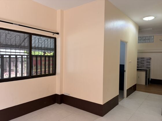 Townhouse for rent Jomtein Pattaya, New Renovation, close to the Beach