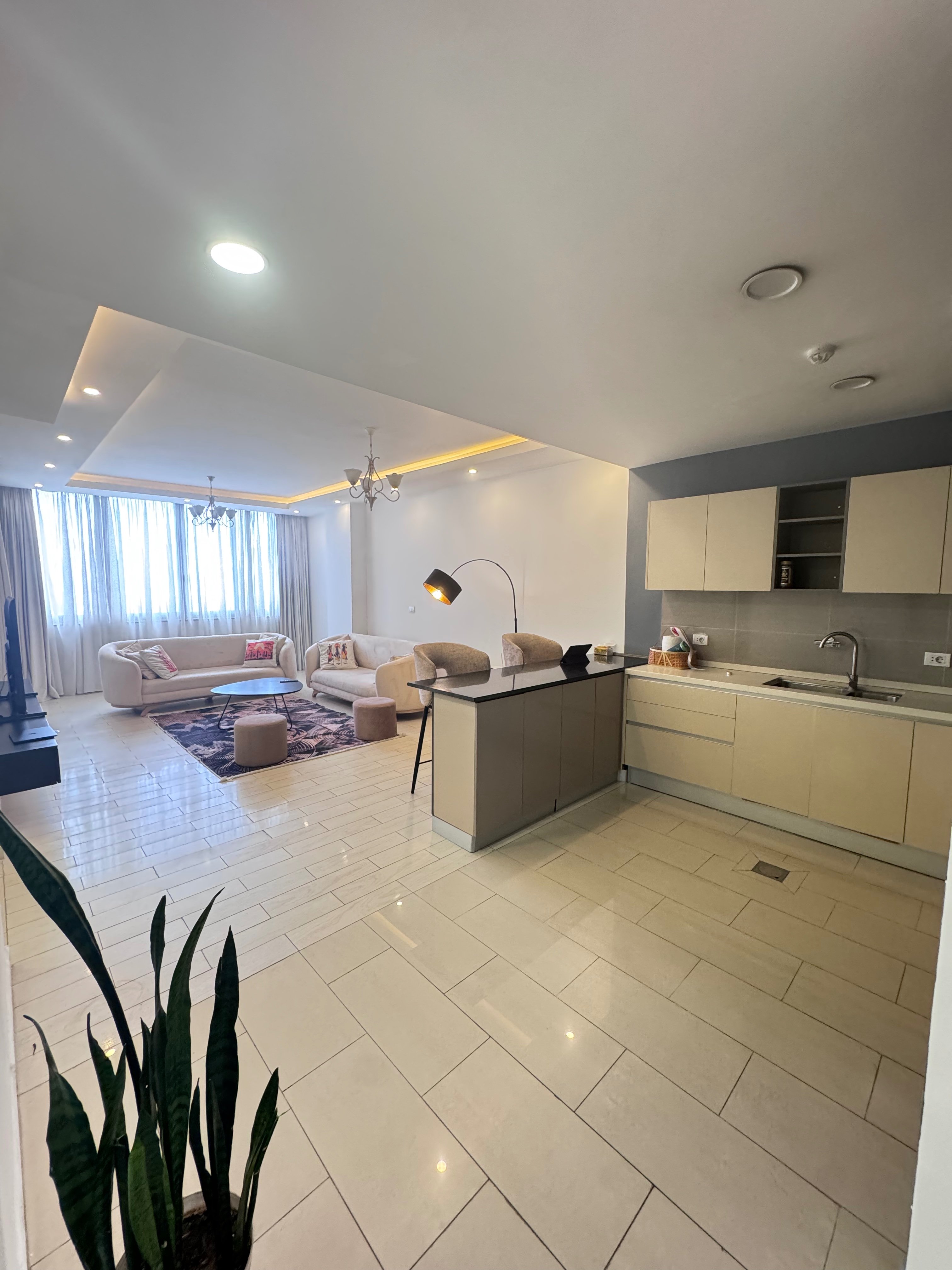 Warm Modern Apartment near Mexico Square, Addis