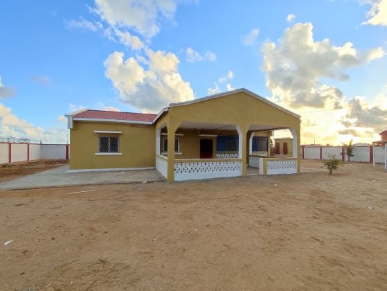 À VENDRE – BESAKOA, Tuléar, Madagascar (Réf. ...