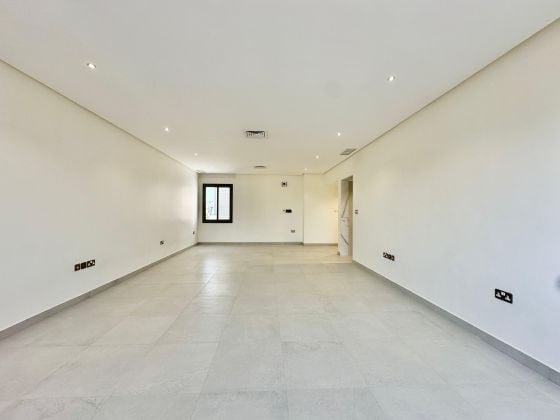 Spacious 4 Master Bedroom Floor for Rent in West Mishref