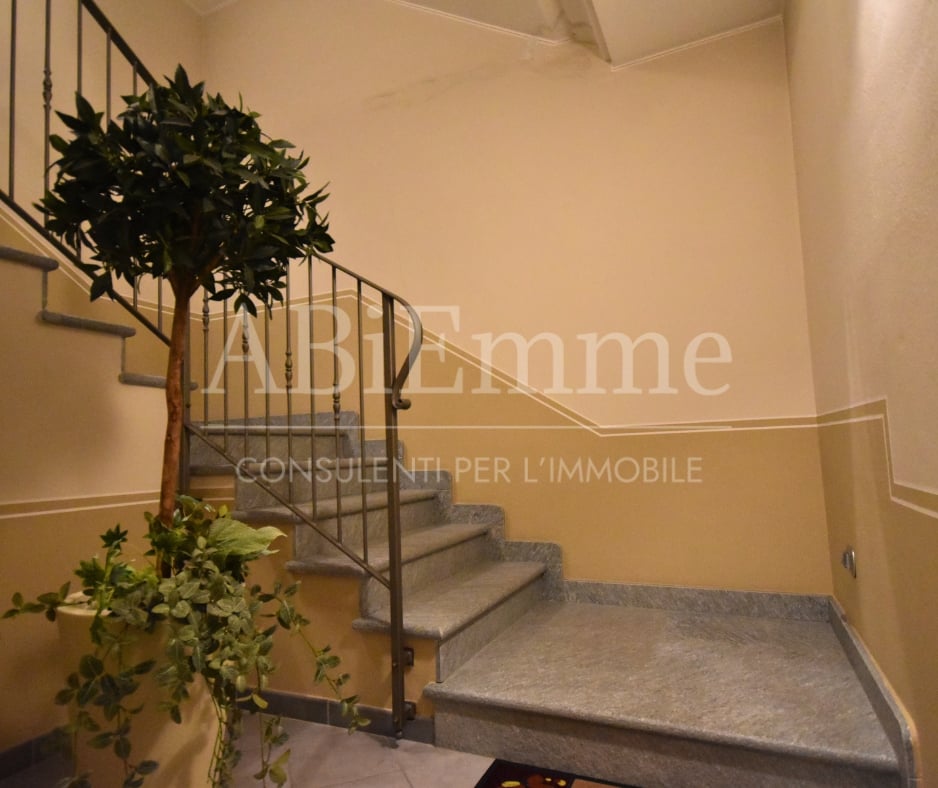 ELEGANT DETACHED VILLA IN BRA