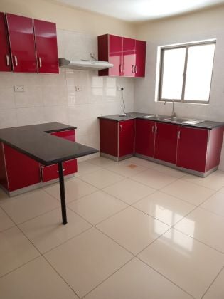 Stunning 2 Bedrooms Master Ensuite Near Yaya Shopping Center 