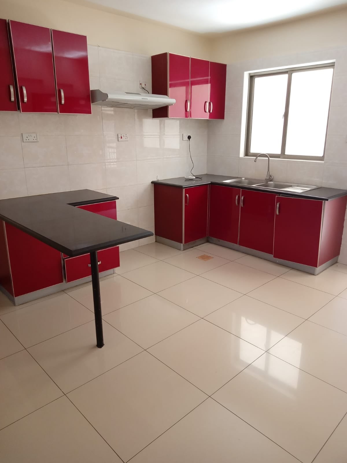 Stunning 2 Bedrooms Master Ensuite Near Yaya Shopping Center