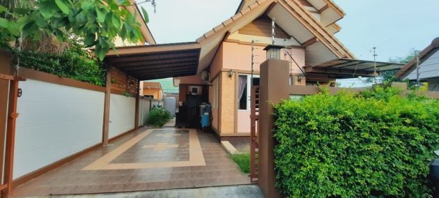 Single House Soi Chaiyapruk for Rent 3 Bedrooms 22,000 baht (Pet +3K)