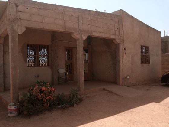 UNE VILLA DE TYPE F4 BÂTI SUR UNE PARCELLE DE 300 M2 EN VENTE A LA ...