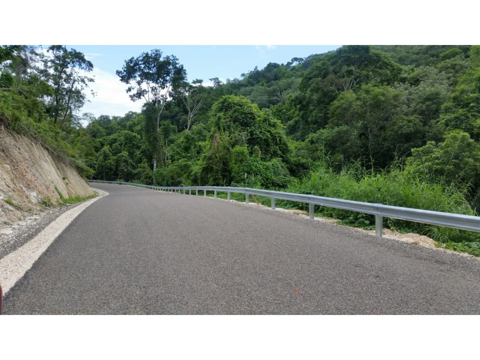 10,55 acres en la pintoresca carretera de San Antonio