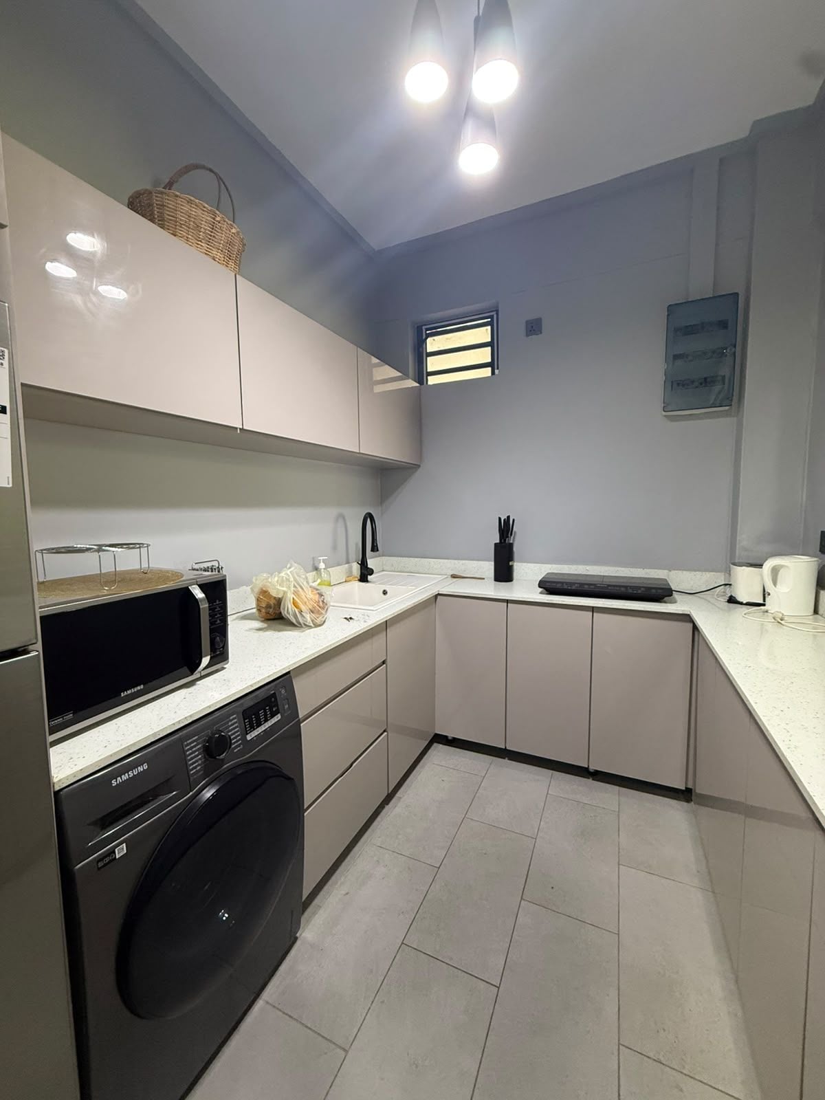 Bel appartement au premier étage à louer à Pereybere