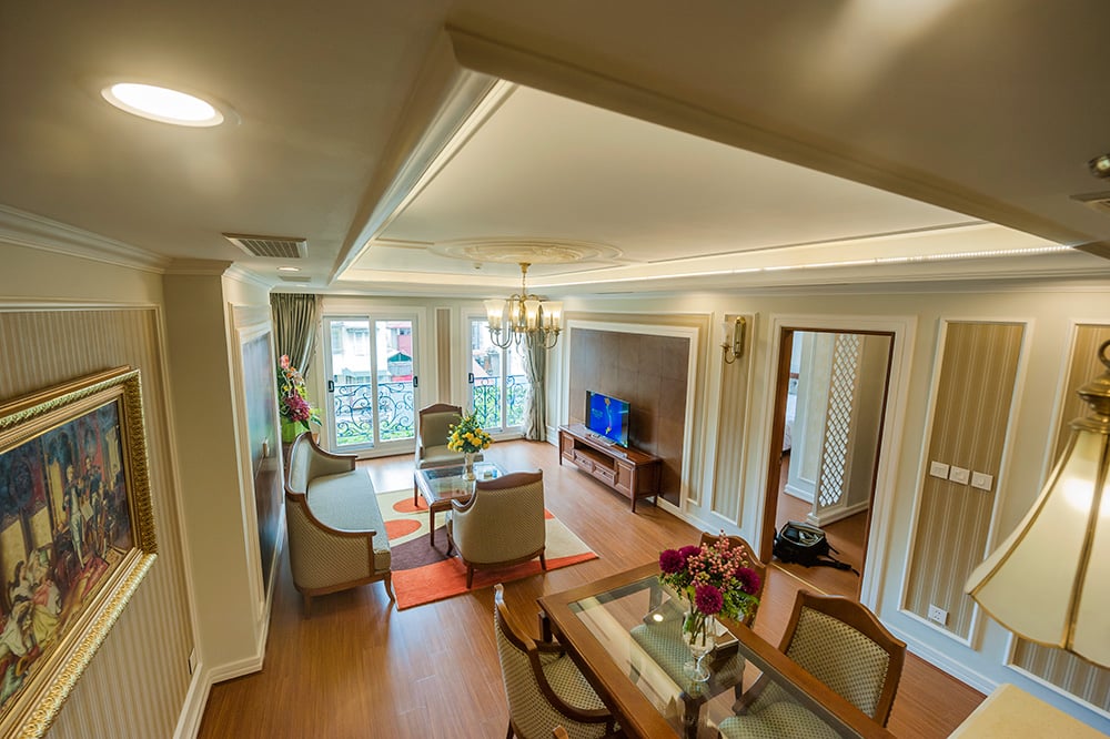 Spacious 2-Bedroom Apartment in Hai Ba Trung – Comfortable Central Living