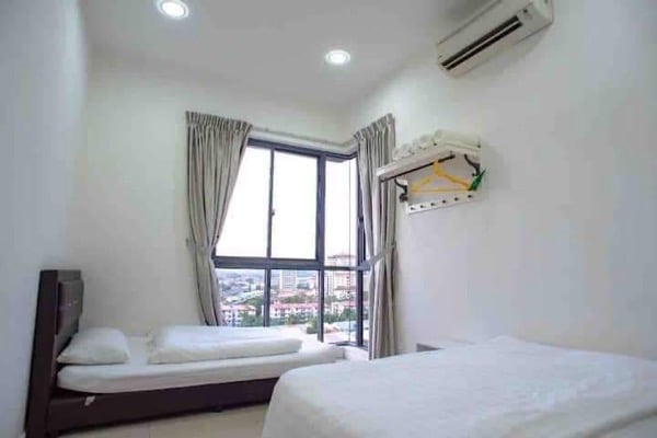 Lido Four Seasons Residence