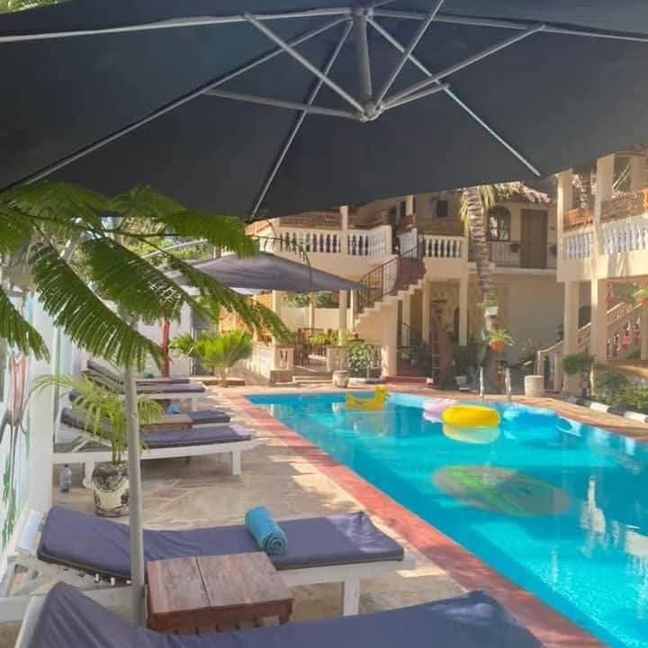 BOUTIQUE HOTEL FOR SALE IN ZANZIBAR,TANZANIA. 