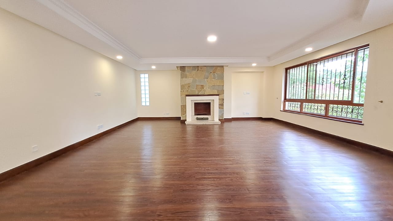 Élégante maison de ville de 5 chambres offrant luxe, intimité et sécurité
