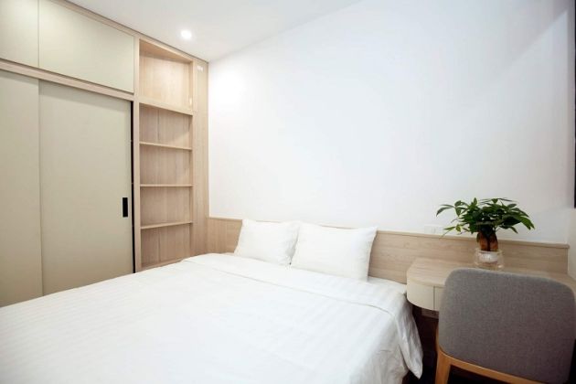 Nice, modern 2 – bedroom apartment with balcony in Vu Mien street, ...