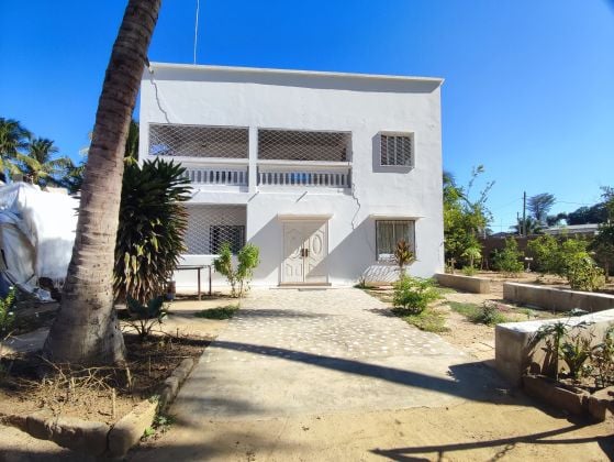 À LOUER – VILLA À ÉTAGE F6 – ...