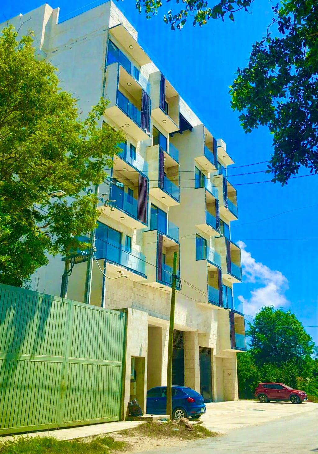 Lofts y Deptos. en Venta Av. Huayacan, Cancun