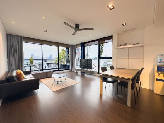 Luxury, modern 3 – bedroom apartment with balcony in To Ngoc Van ...