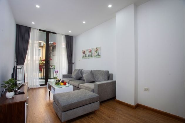 Nice, modern 1 – bedroom apartment with balcony in Phan Ke Binh ...