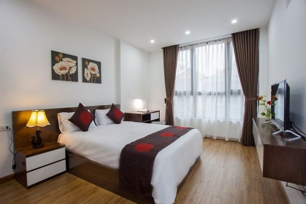 Nice, modern 1 – bedroom apartment with balcony in Phan Ke Binh ...