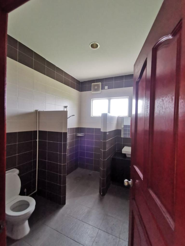 Semi D for Rent (Ground Floor) 