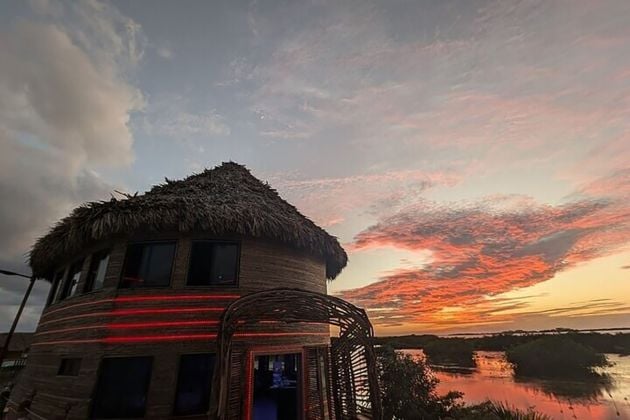 Turnkey Overwater Resort, Ambergris Caye, Belize: $2.1M, 50% Financing