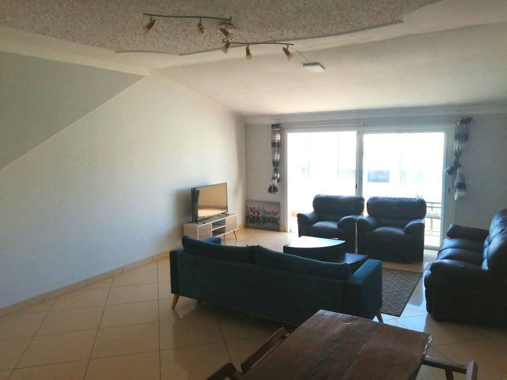 LOCATION APPARTEMENT T4 MEUBLE À IVANDRY