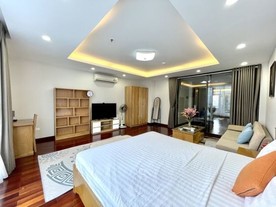 Nice 1 – bedroom apartment with lake view in Kim Ma street, Ba Dinh ...