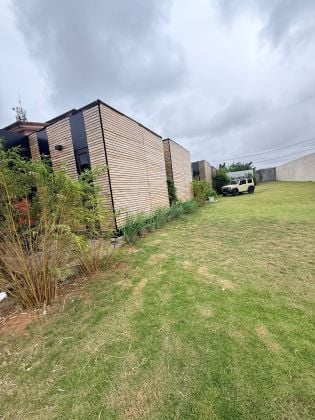 Riviera 4, 2-room wooden chalet available. Large garden, quiet and ...