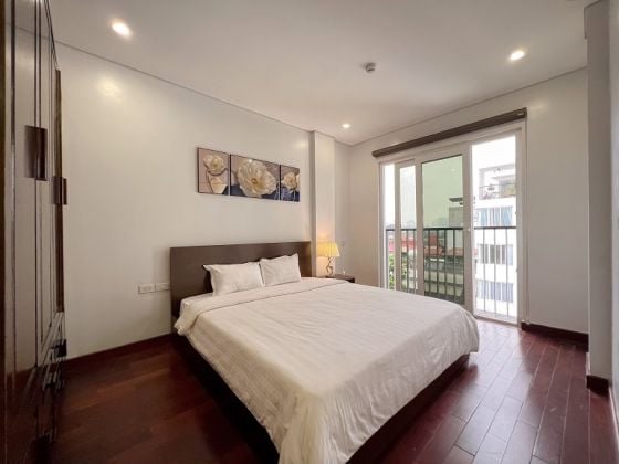 Nice, modern 1 – bedroom apartment with balcony in Kim Ma street, Ba ...